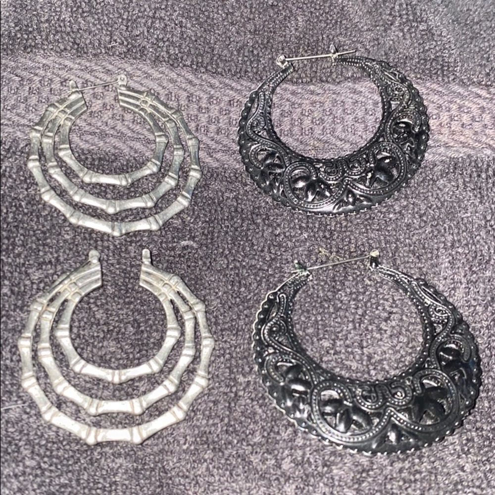 2 Pairs Earrings Silver Bones and Black Floral